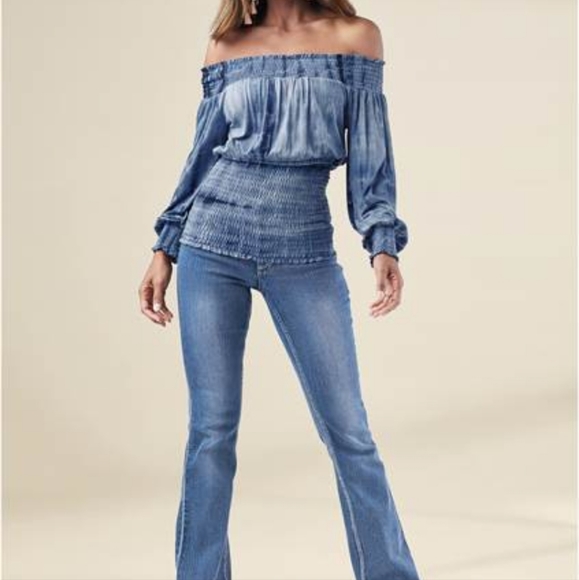 BNWT Venus tie-dye off the shoulder top - Picture 3 of 12